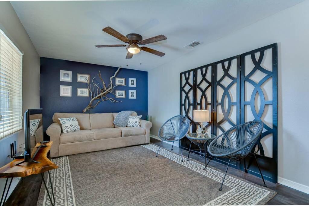 Driftwood Castle Urban Oasis With Firepit Near Convention Center And Amalie Arena, Room For 6 坦帕 外观 照片